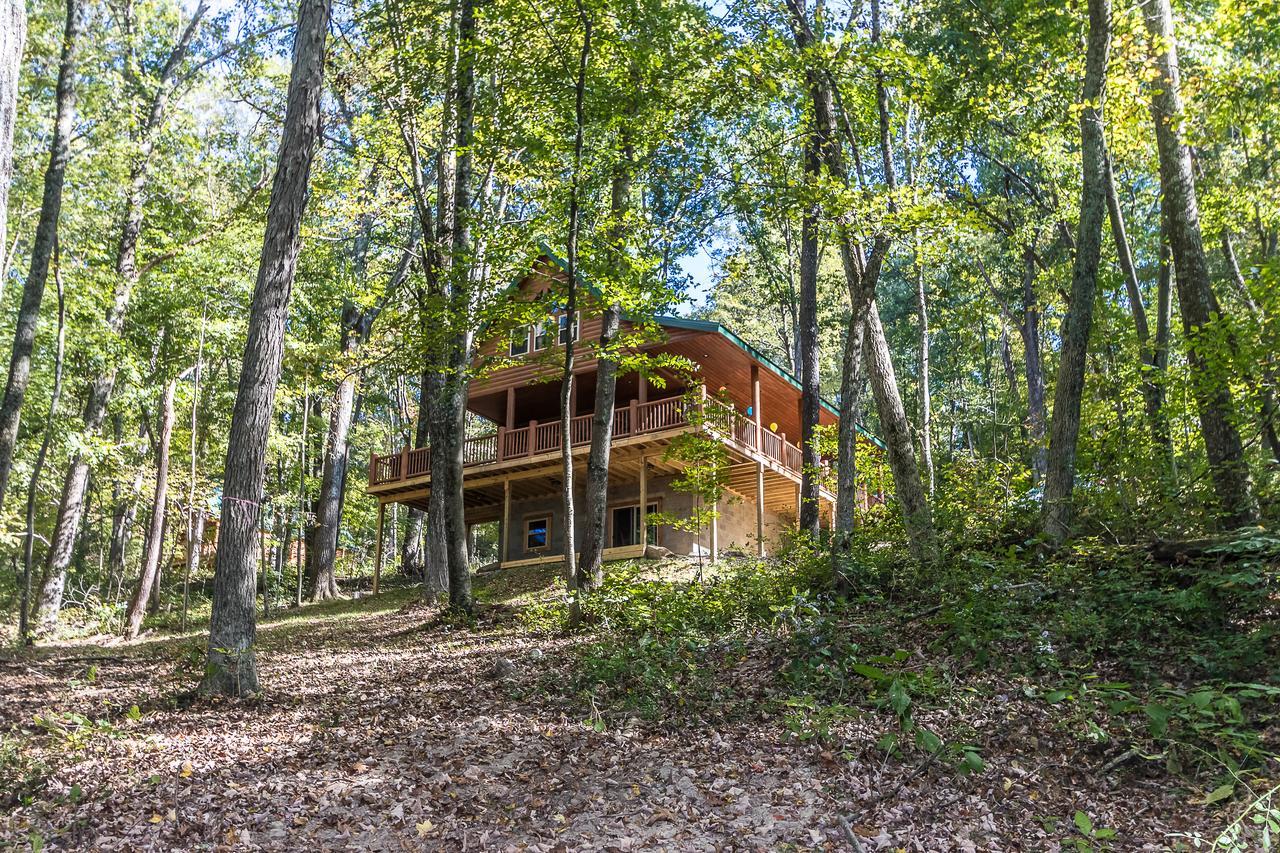 Hocking Hills Cabins & Resort Foxfire Logan Εξωτερικό φωτογραφία
