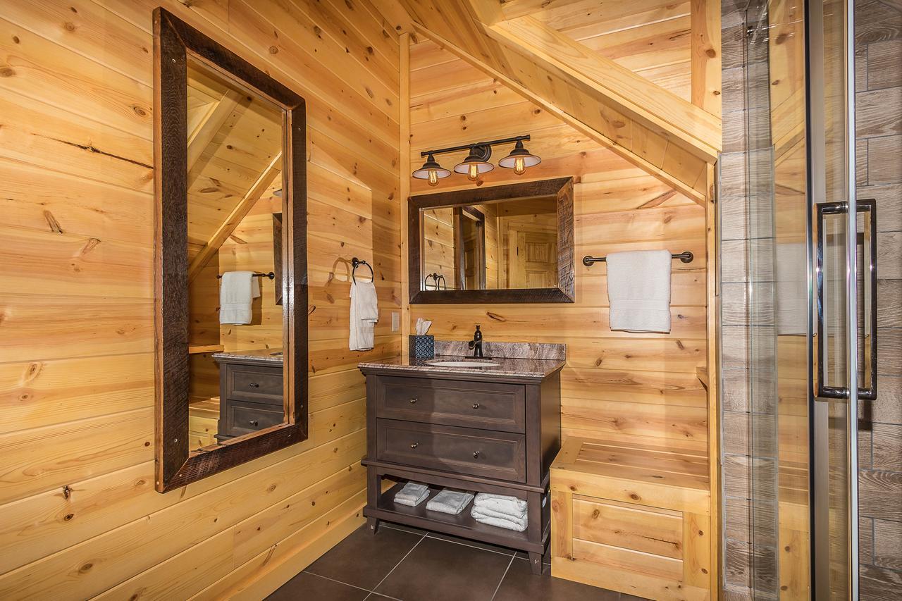 Hocking Hills Cabins & Resort Foxfire Logan Εξωτερικό φωτογραφία